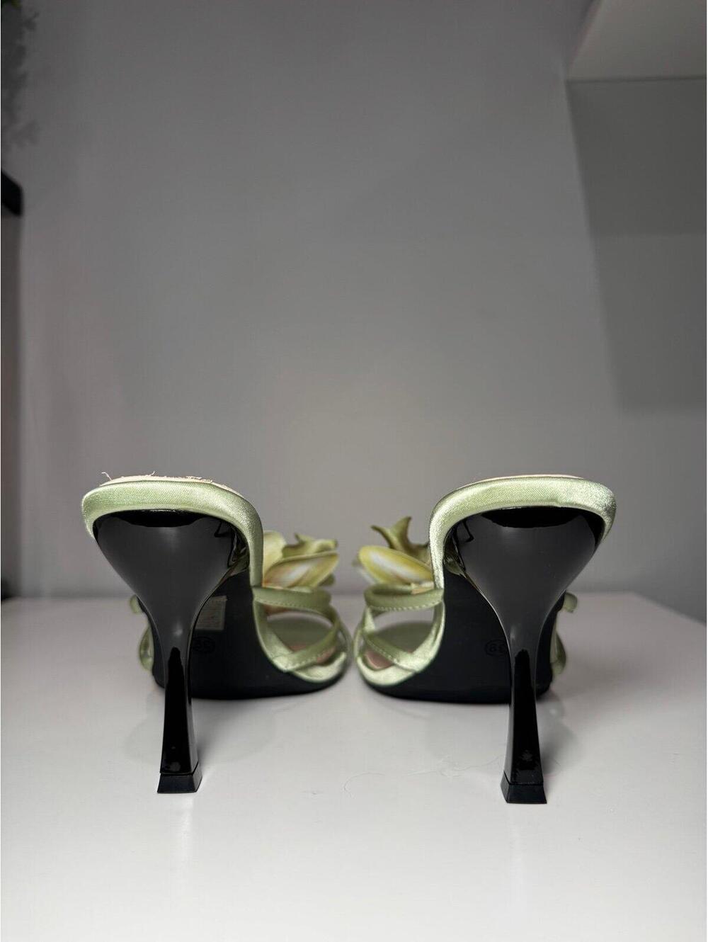 Floral heels - Picture 7 of 7